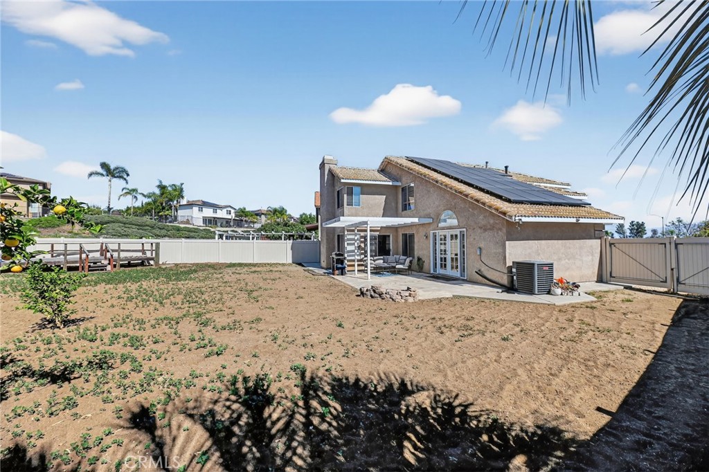 39055 Via Las Sintras