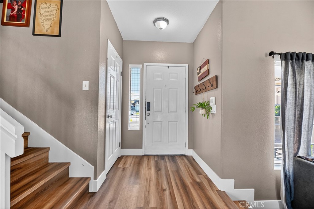 39055 Via Las Sintras