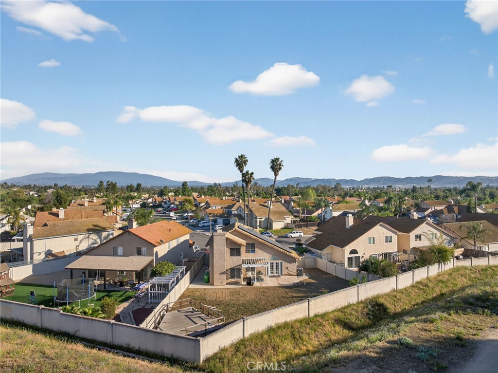 39055 Via Las Sintras