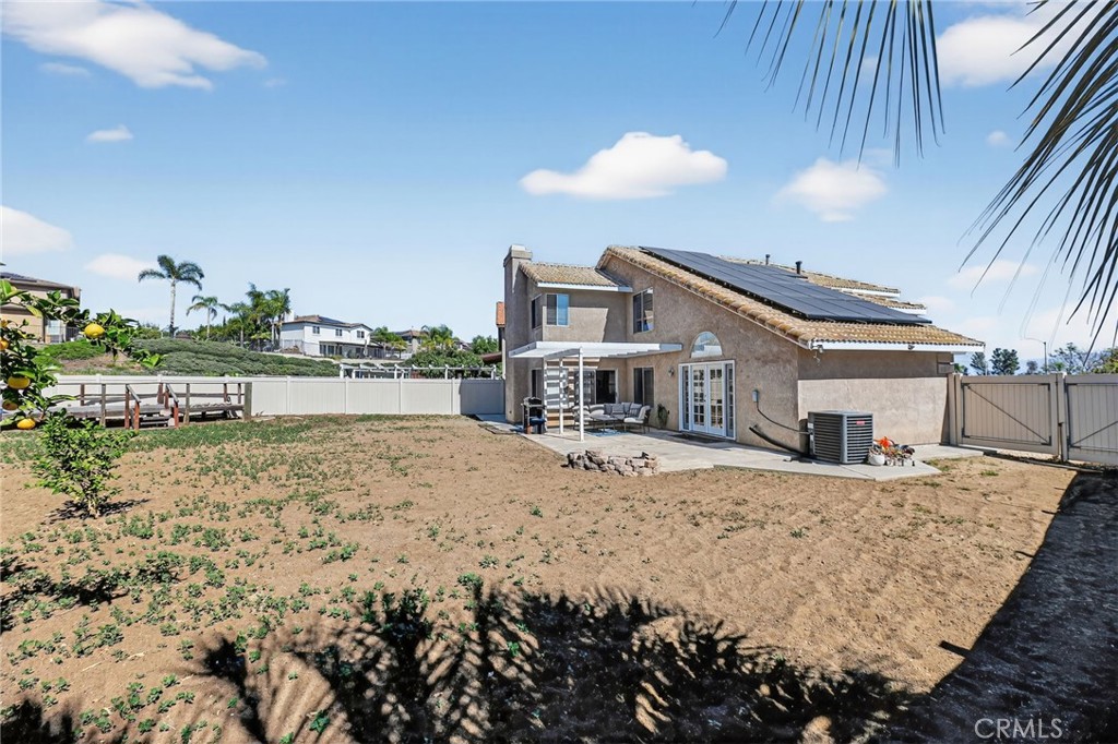 39055 Via Las Sintras