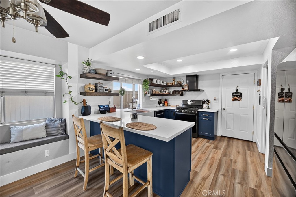 39055 Via Las Sintras