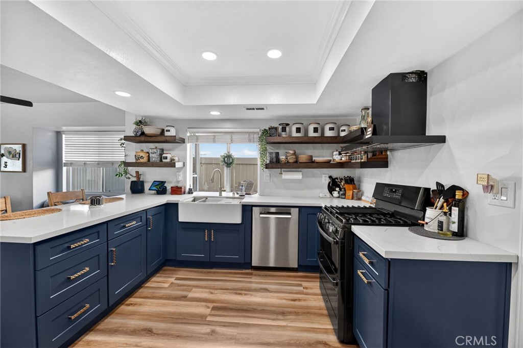 39055 Via Las Sintras