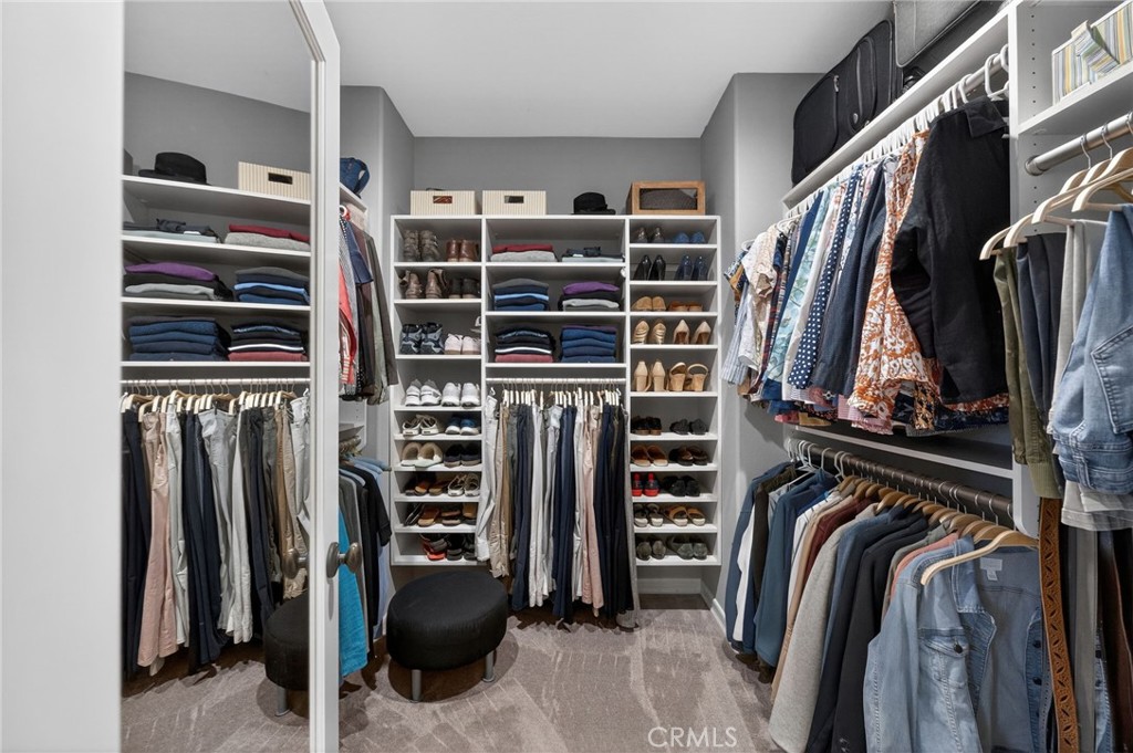 46093 Hunter Trail