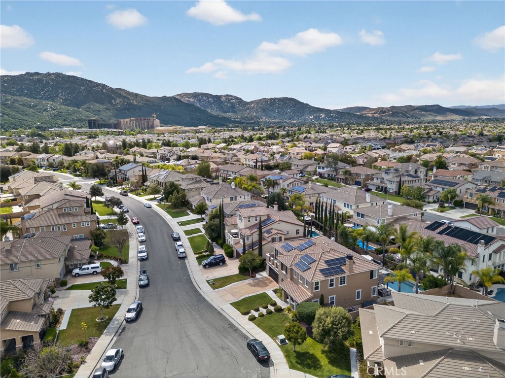 46093 Hunter Trail