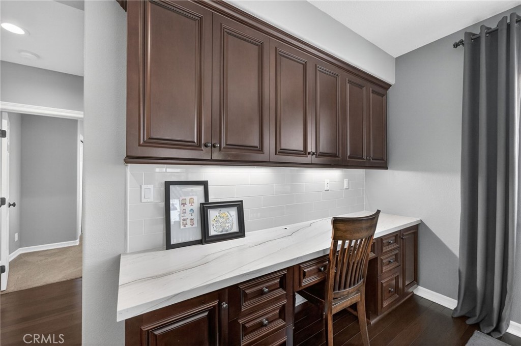 46093 Hunter Trail