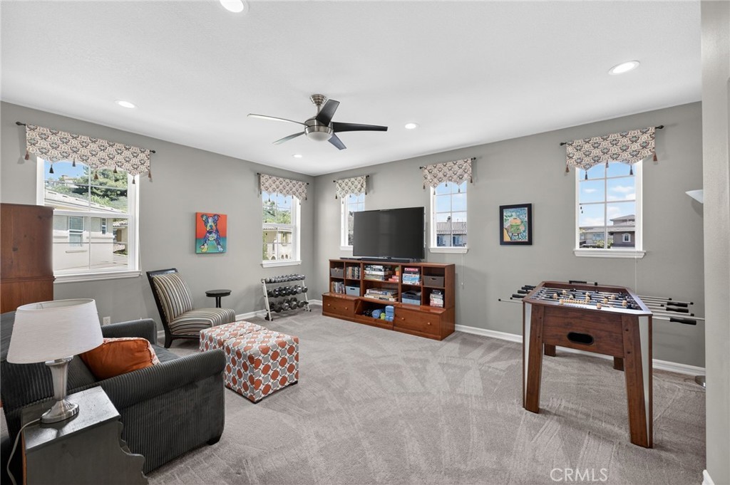 46093 Hunter Trail
