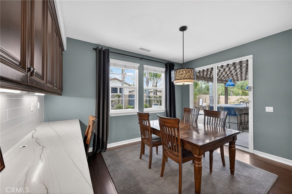 46093 Hunter Trail