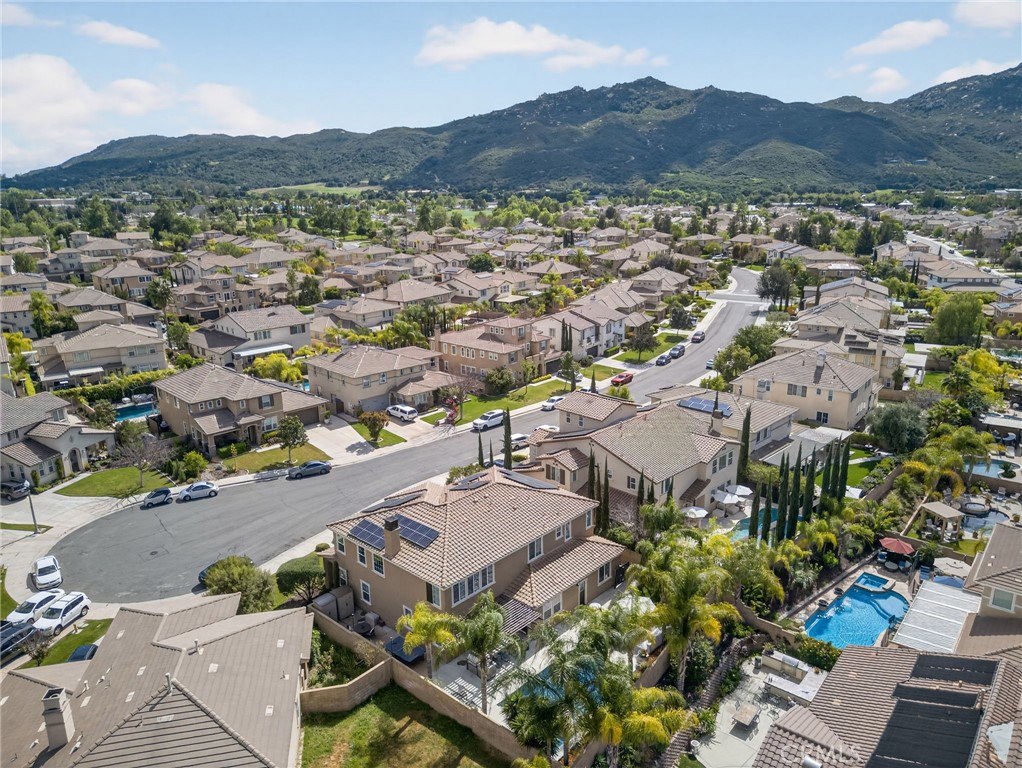 46093 Hunter Trail