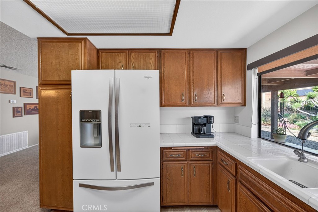 2218 Redwood Drive