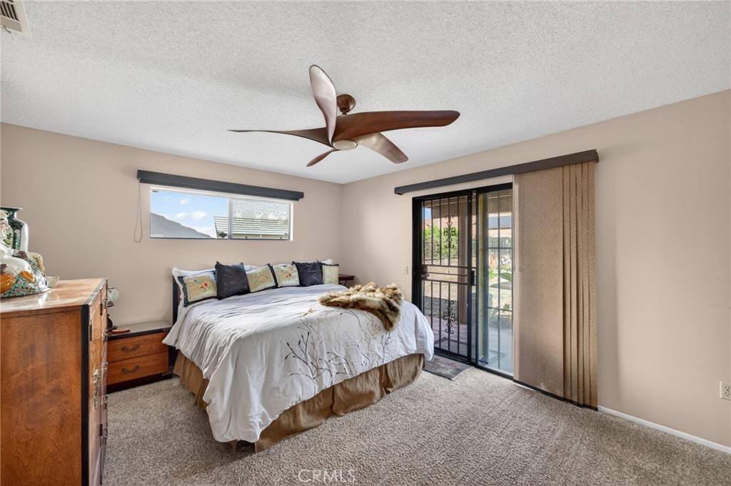 2218 Redwood Drive