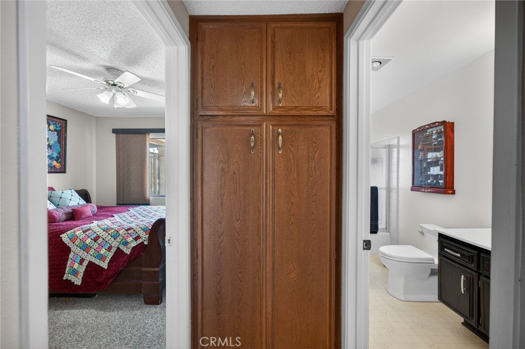 2218 Redwood Drive