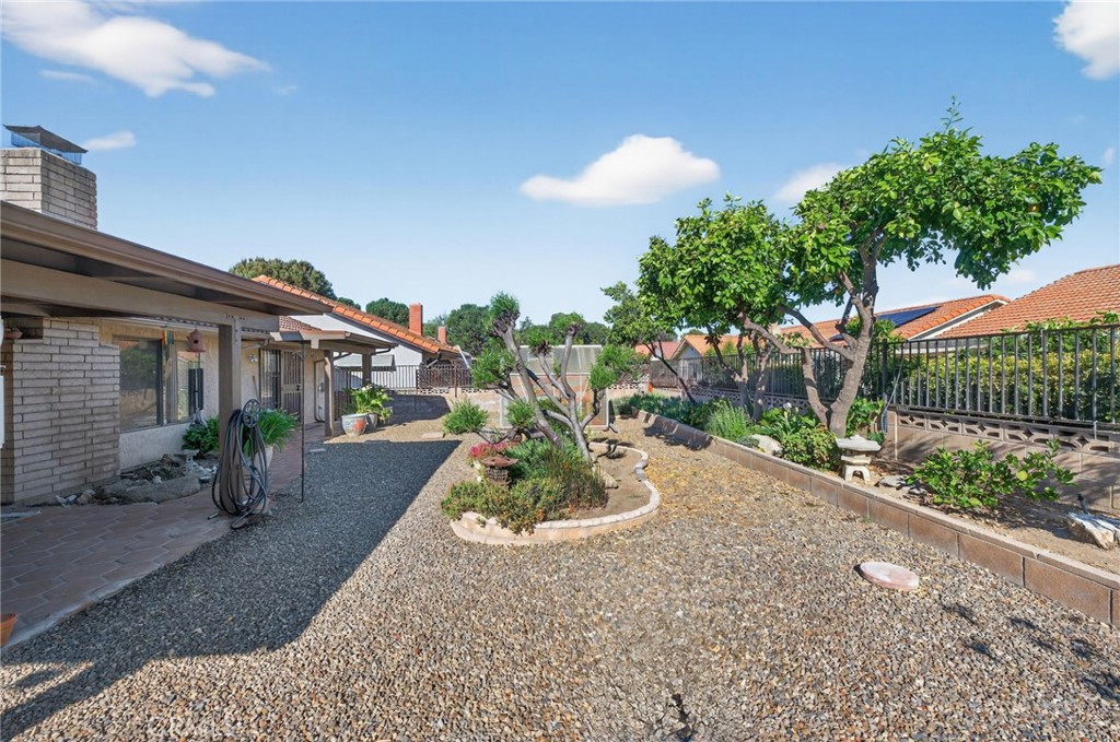 2218 Redwood Drive