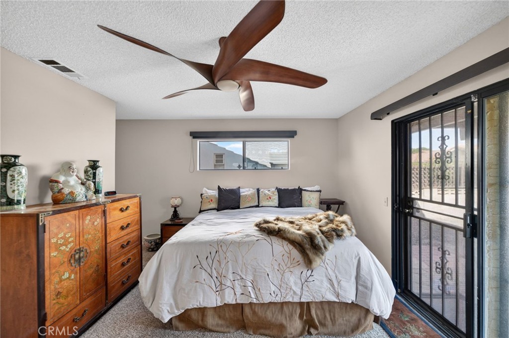 2218 Redwood Drive