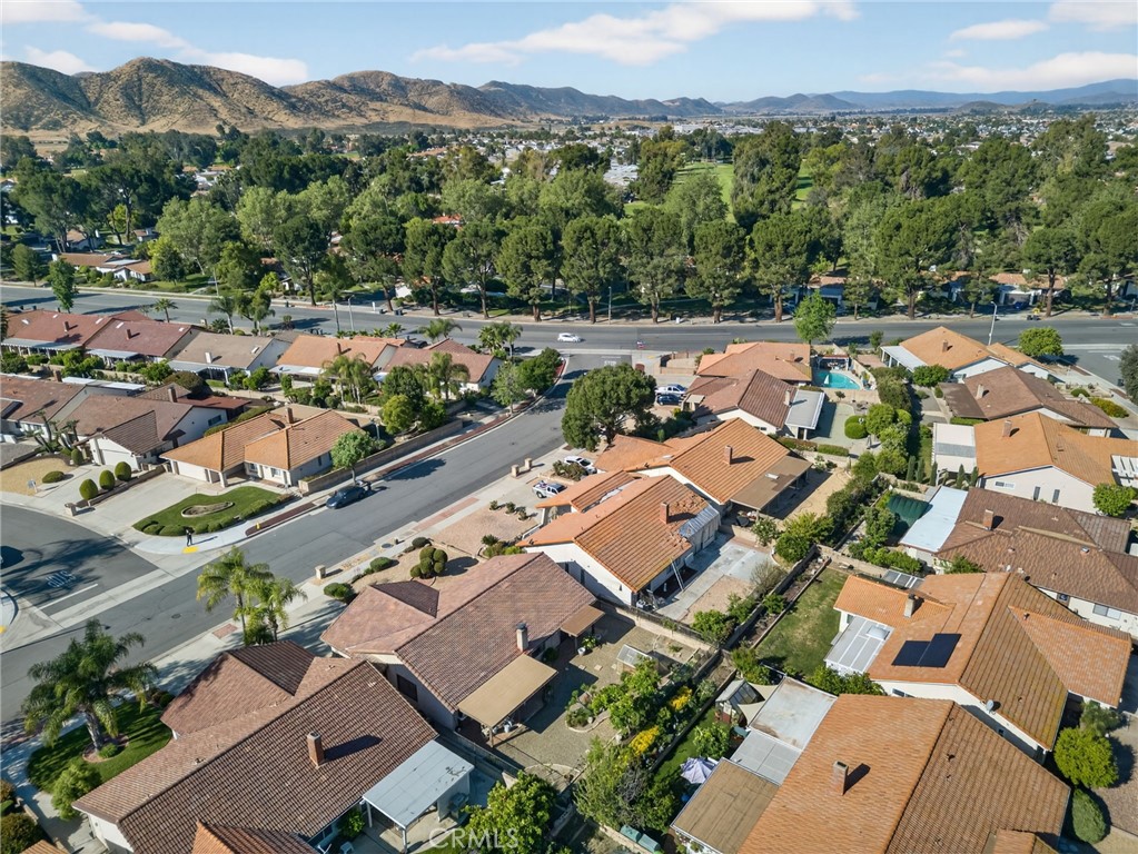 2218 Redwood Drive