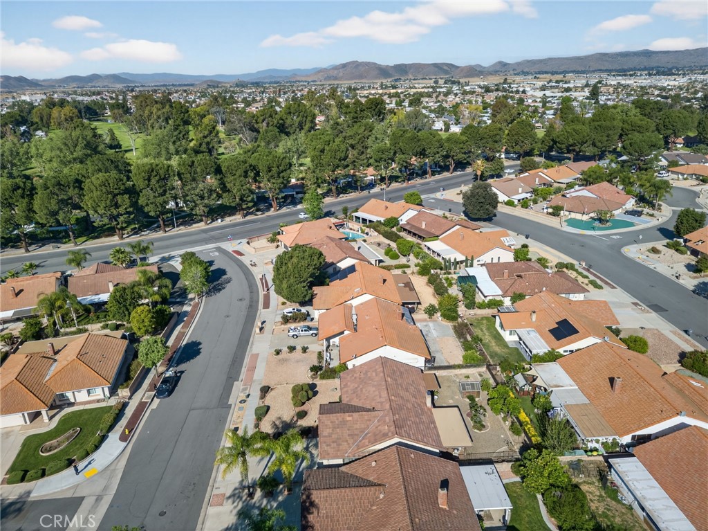 2218 Redwood Drive
