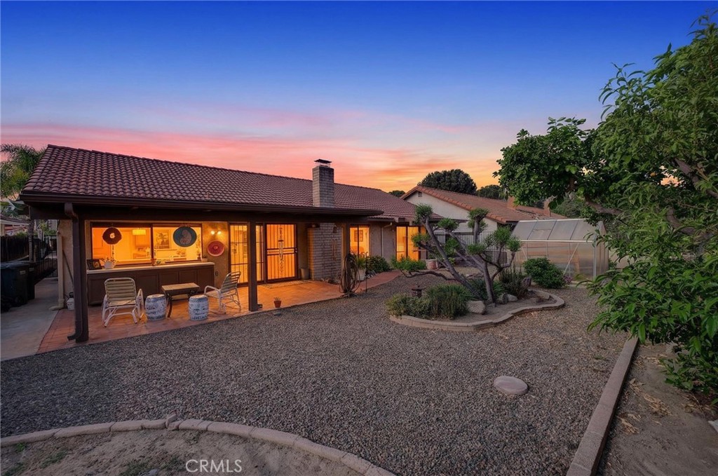 2218 Redwood Drive