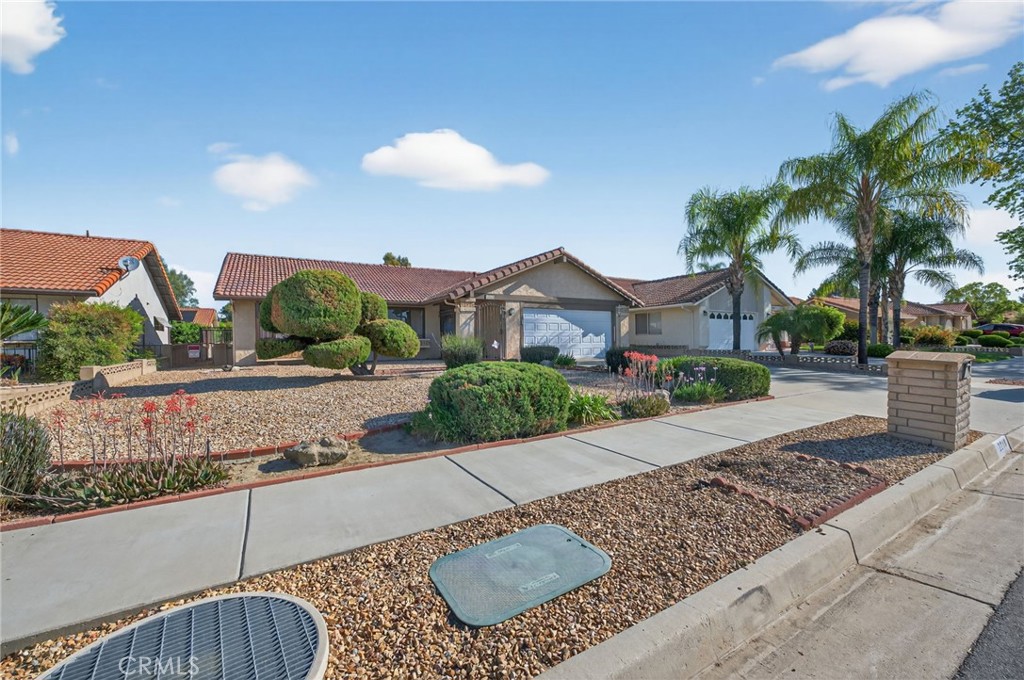 2218 Redwood Drive