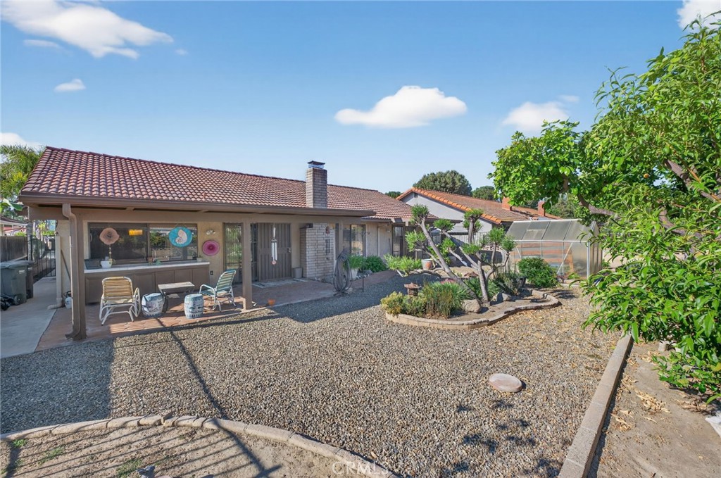 2218 Redwood Drive