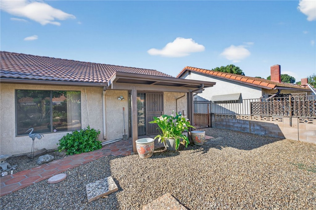 2218 Redwood Drive