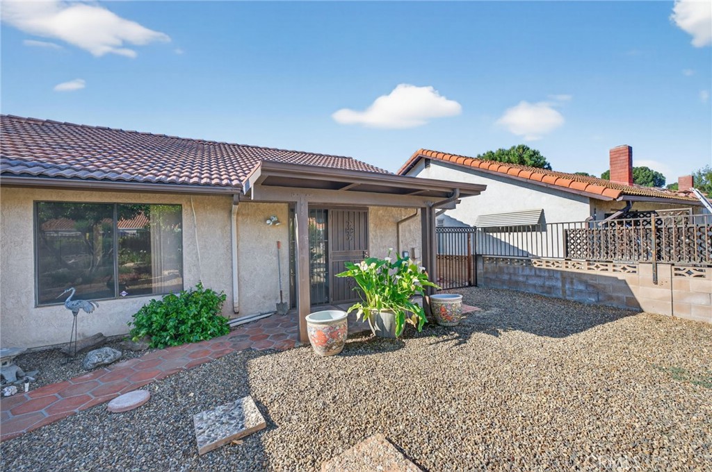 2218 Redwood Drive