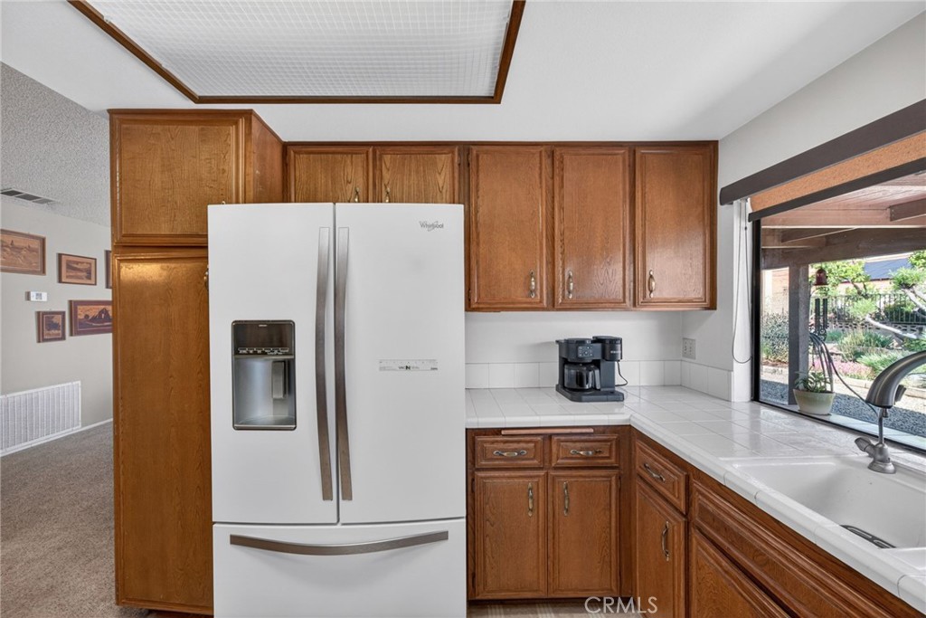 2218 Redwood Drive