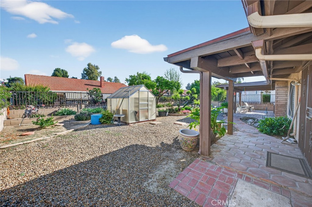 2218 Redwood Drive