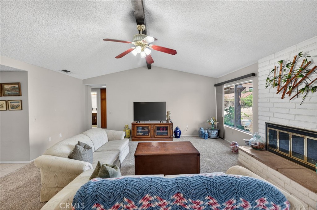 2218 Redwood Drive