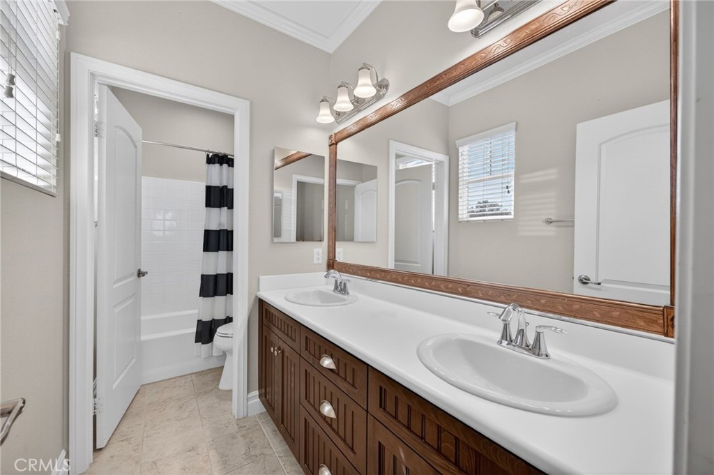 32208 Cedar Crest Court