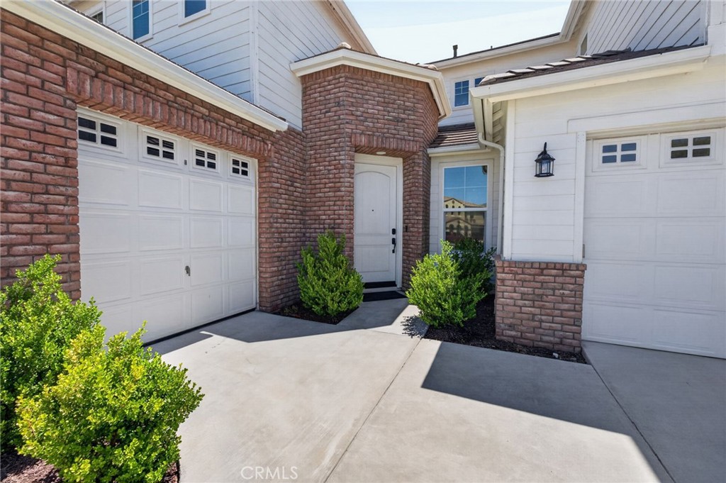 32183 Elk Grove