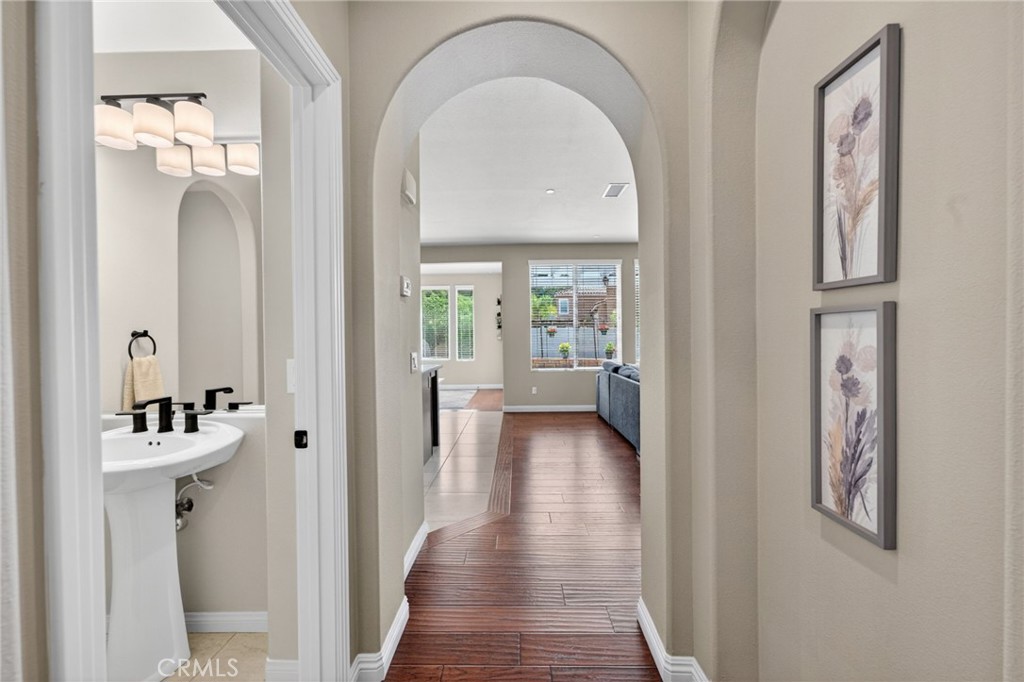 32183 Elk Grove