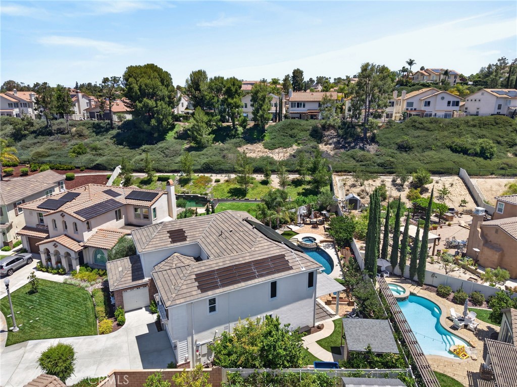 32183 Elk Grove