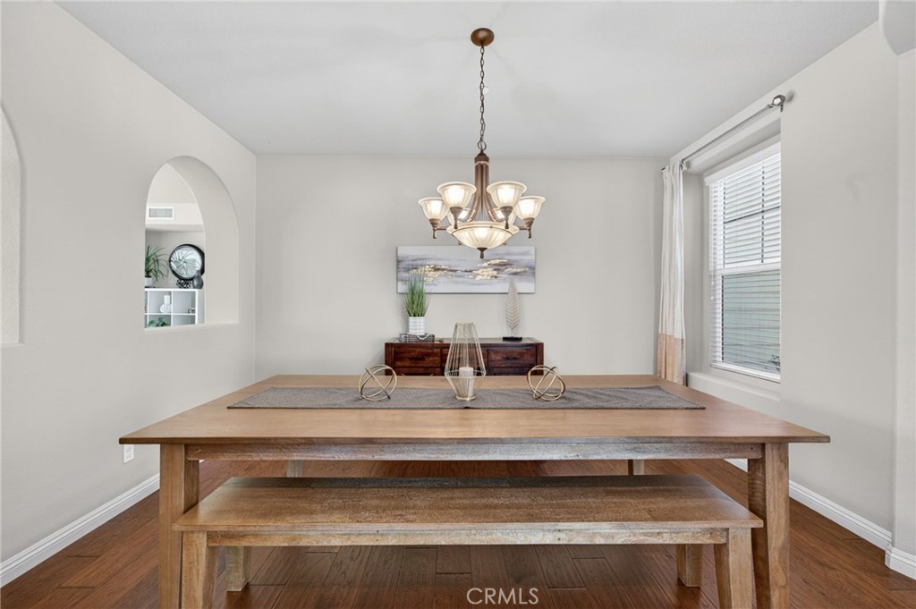 32183 Elk Grove