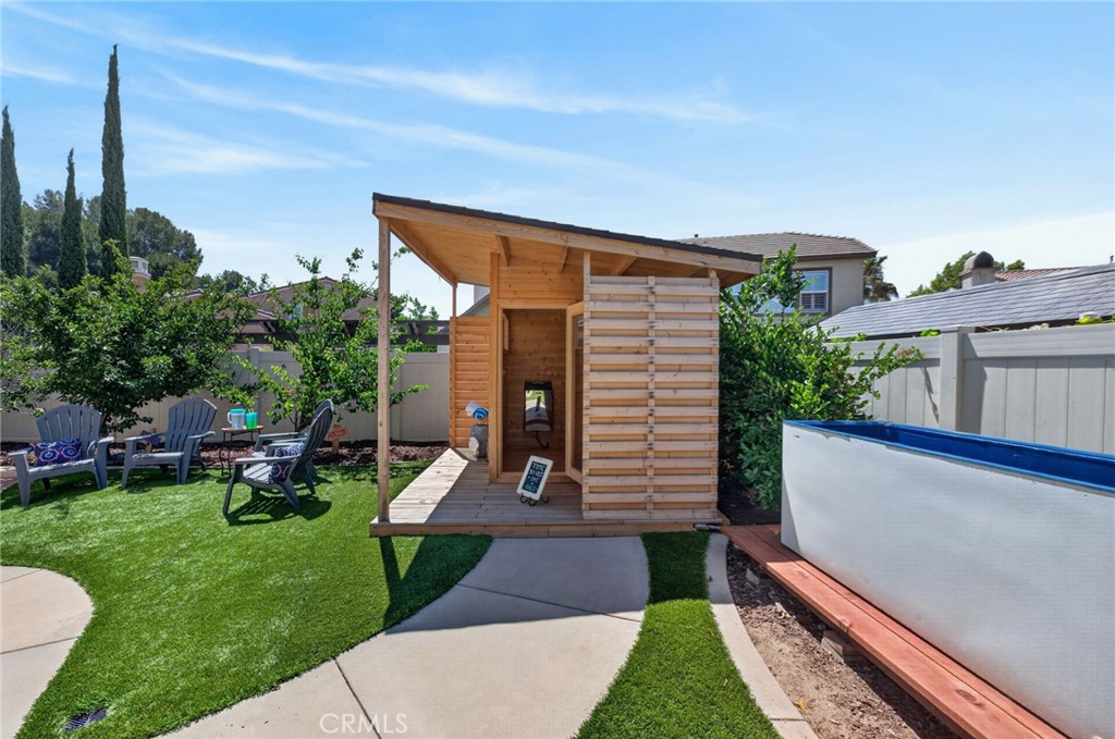 32183 Elk Grove