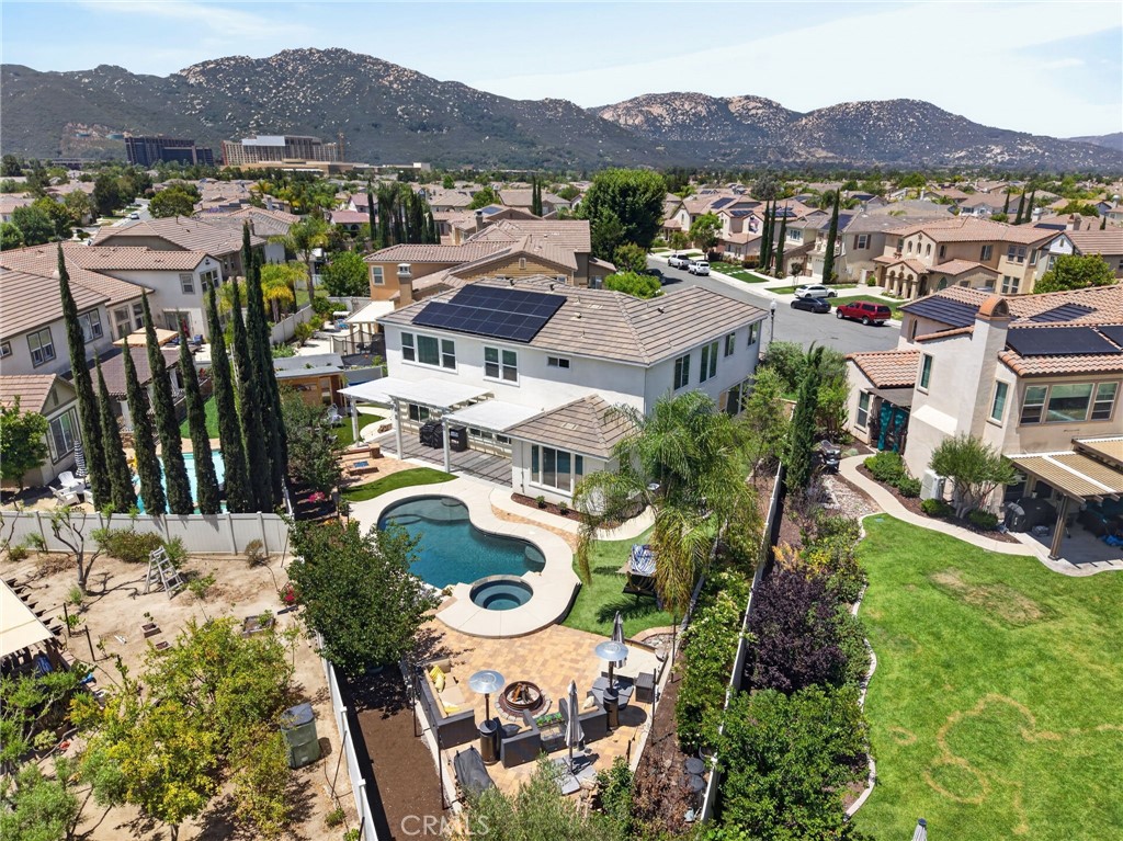 32183 Elk Grove