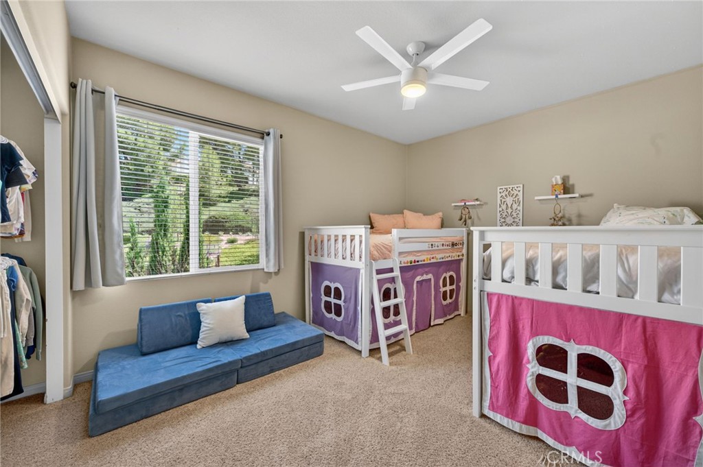 32183 Elk Grove