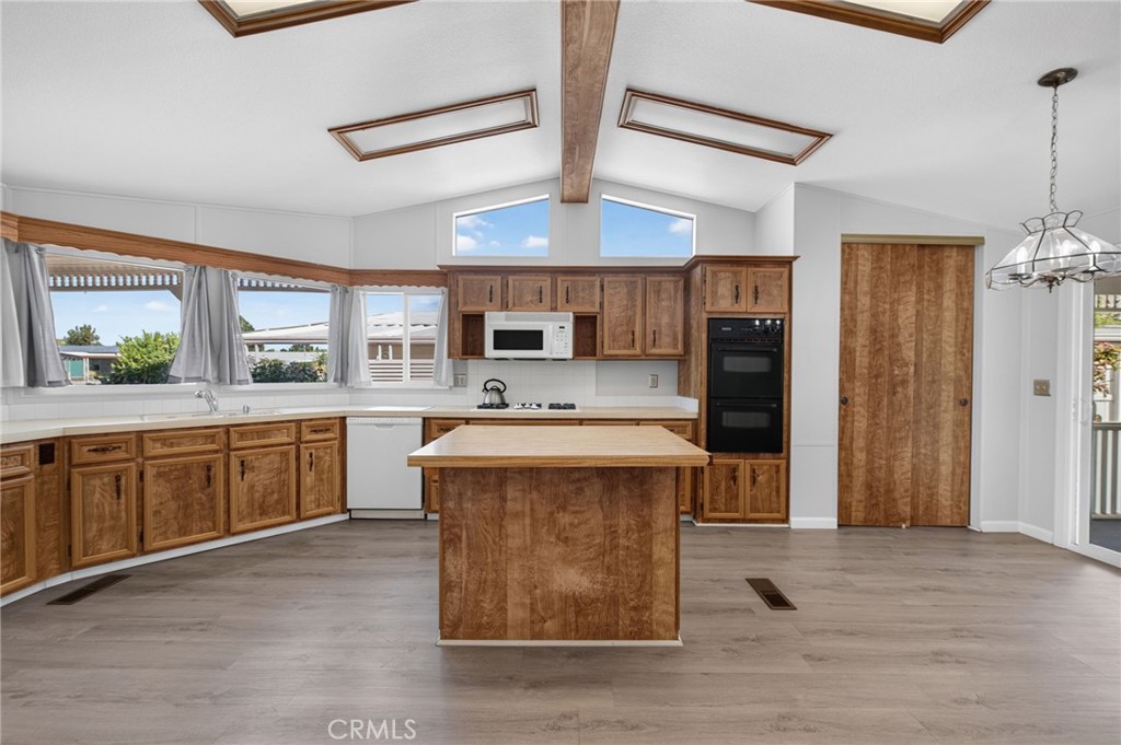 564 De Soto Drive