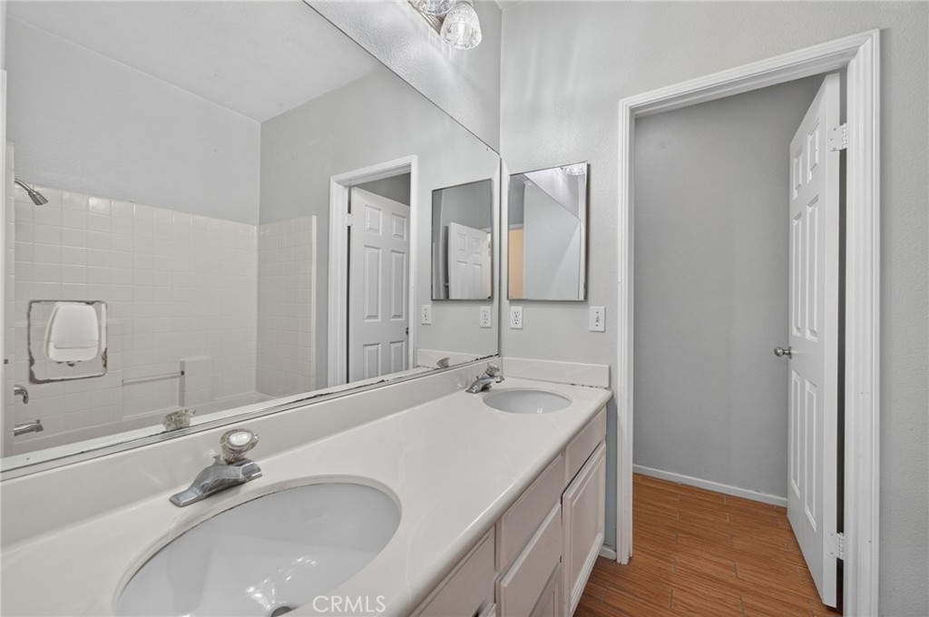 37799 Amber Lane