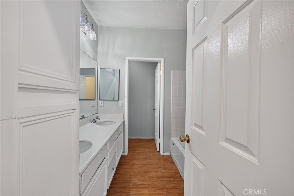 37799 Amber Lane