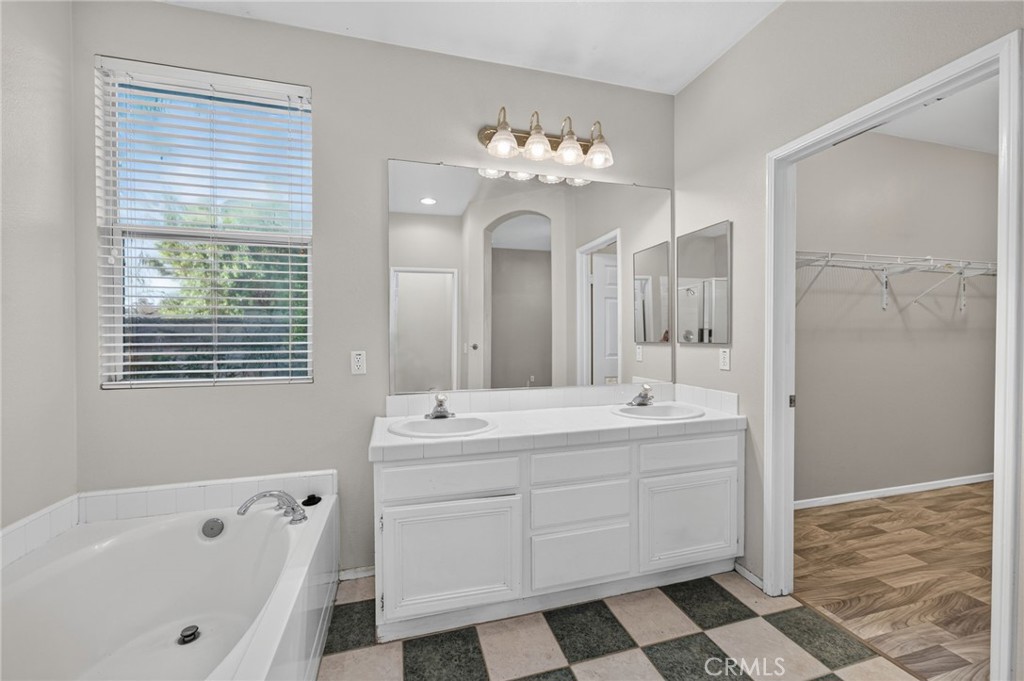 37799 Amber Lane