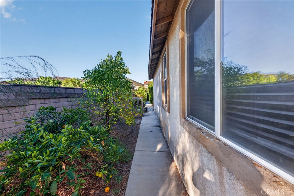 37799 Amber Lane