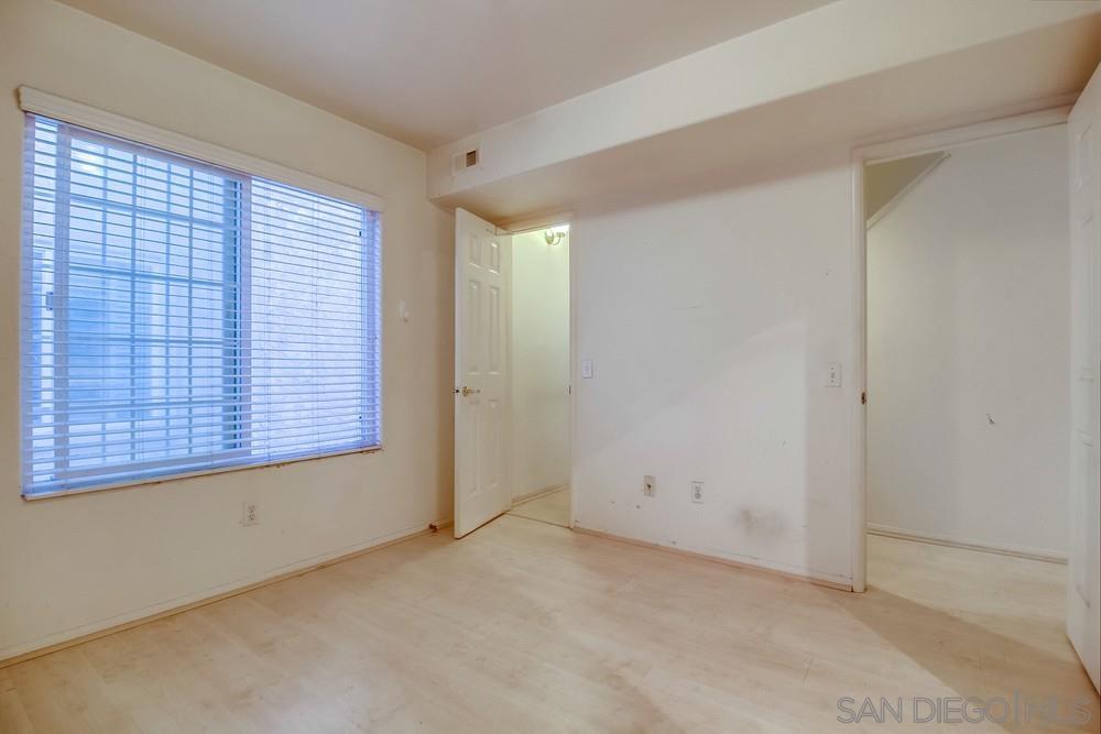 244 Evergreen Ave # F