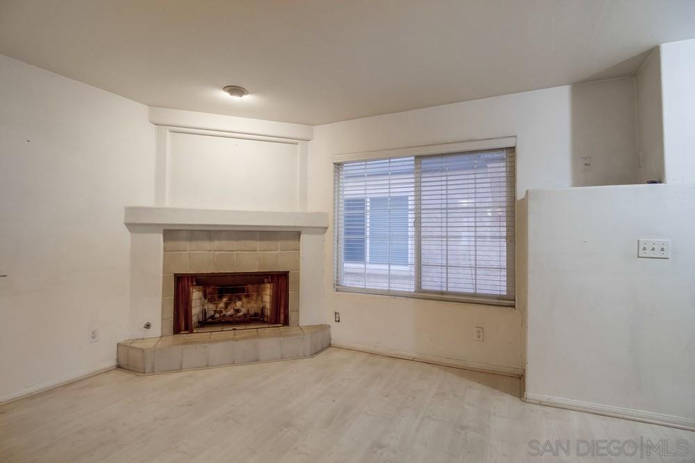 244 Evergreen Ave # F