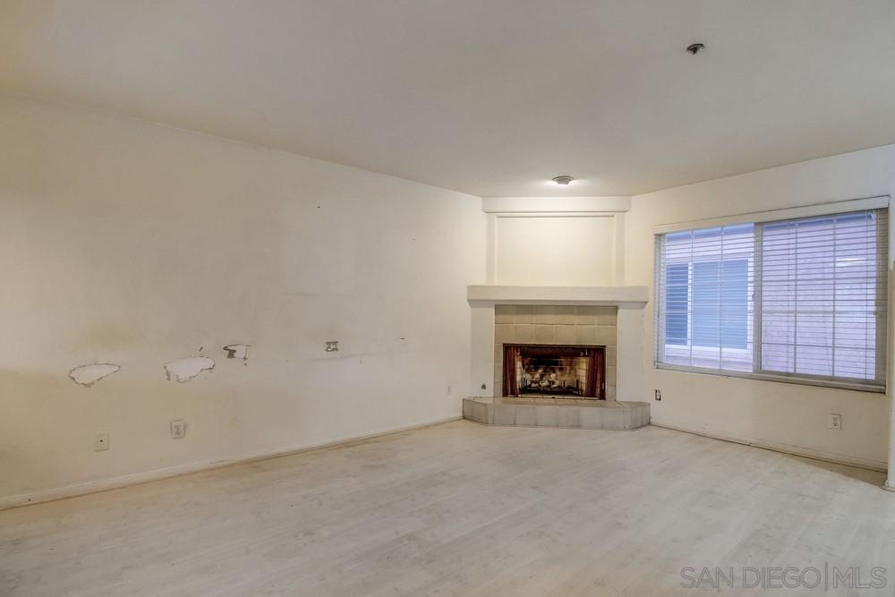 244 Evergreen Ave # F