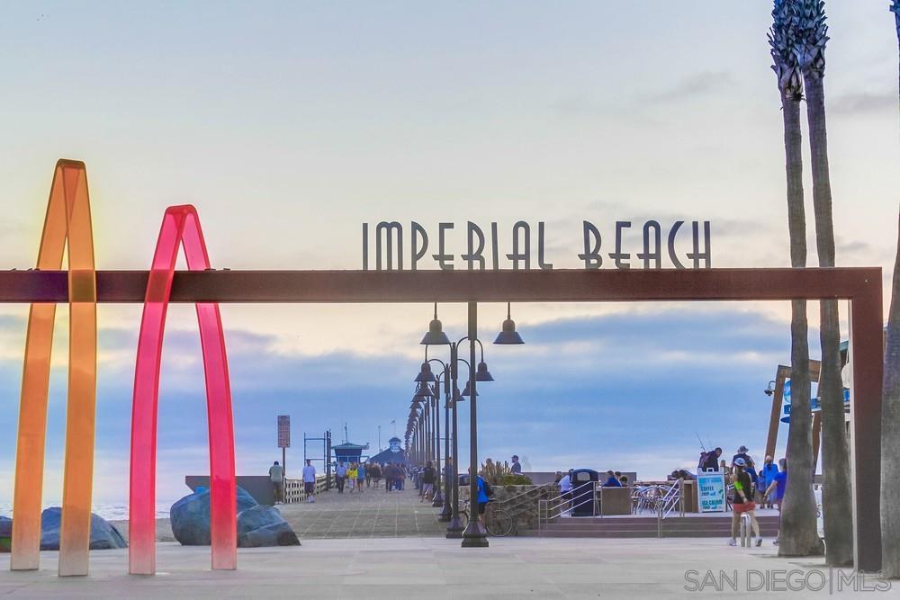 244 Evergreen Ave # F