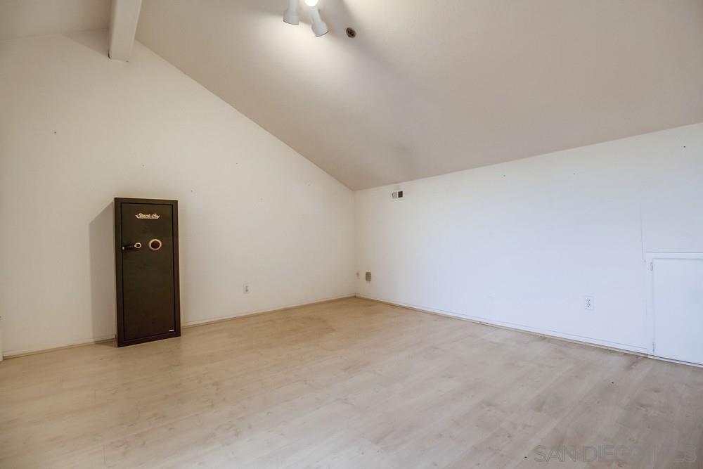 244 Evergreen Ave # F