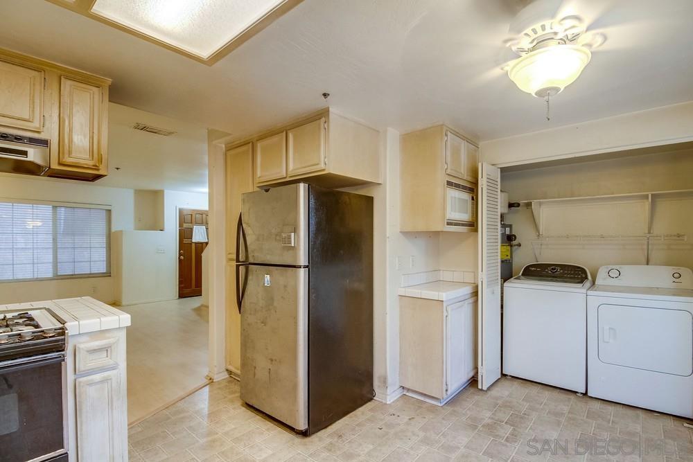 244 Evergreen Ave # F