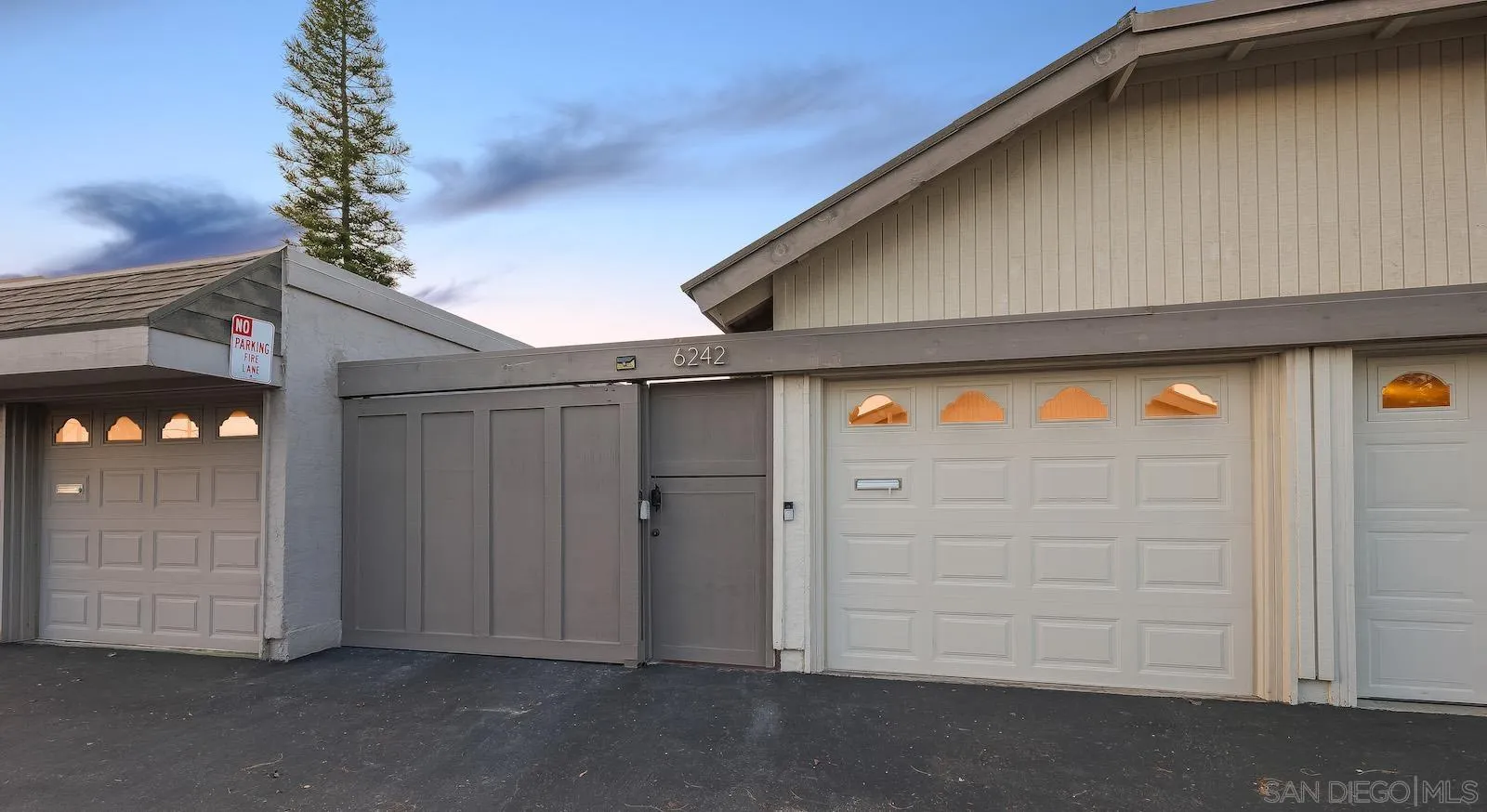 6242 Caminito Luisito