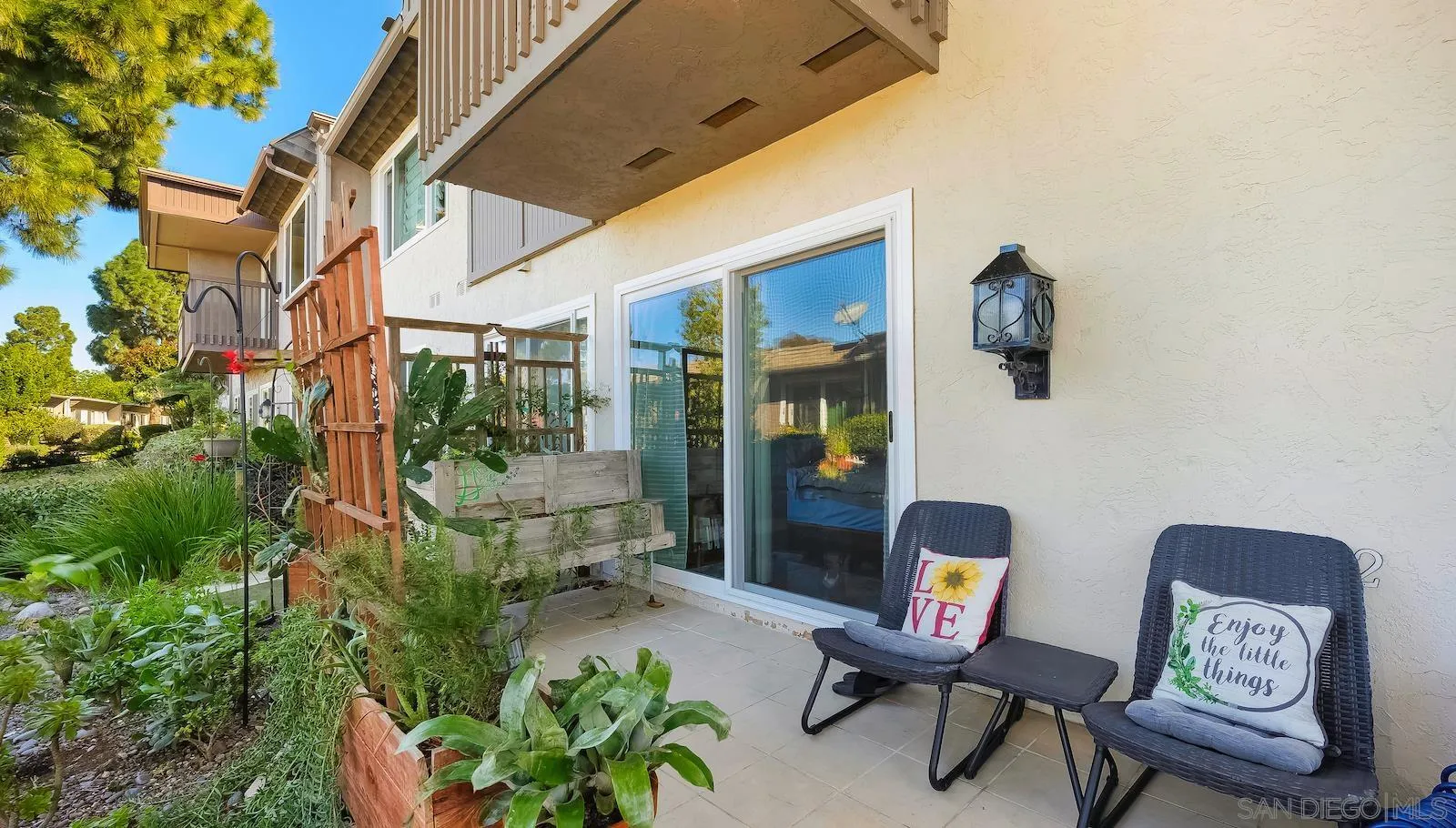 6242 Caminito Luisito