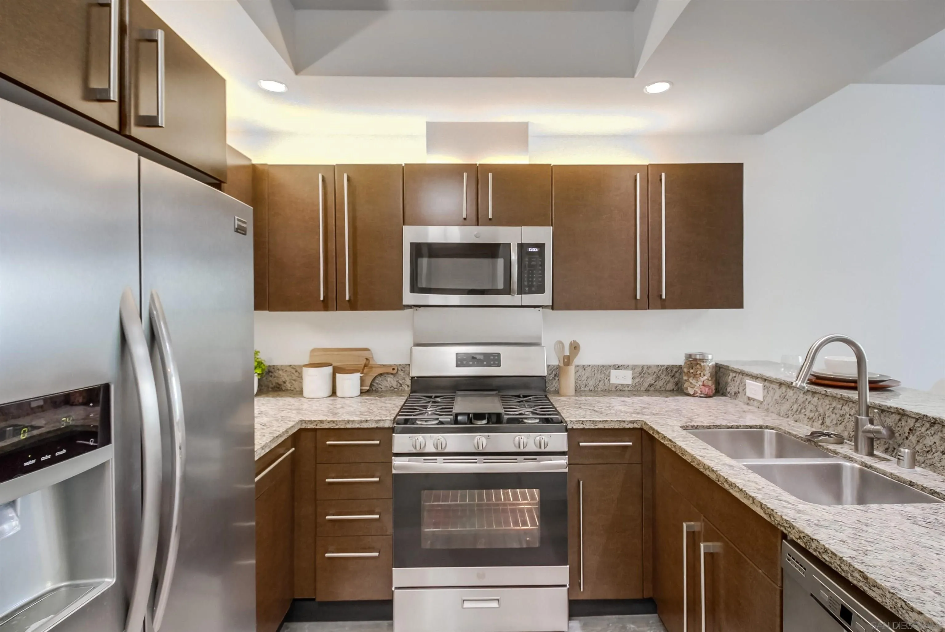 350 11th Avenue # 420