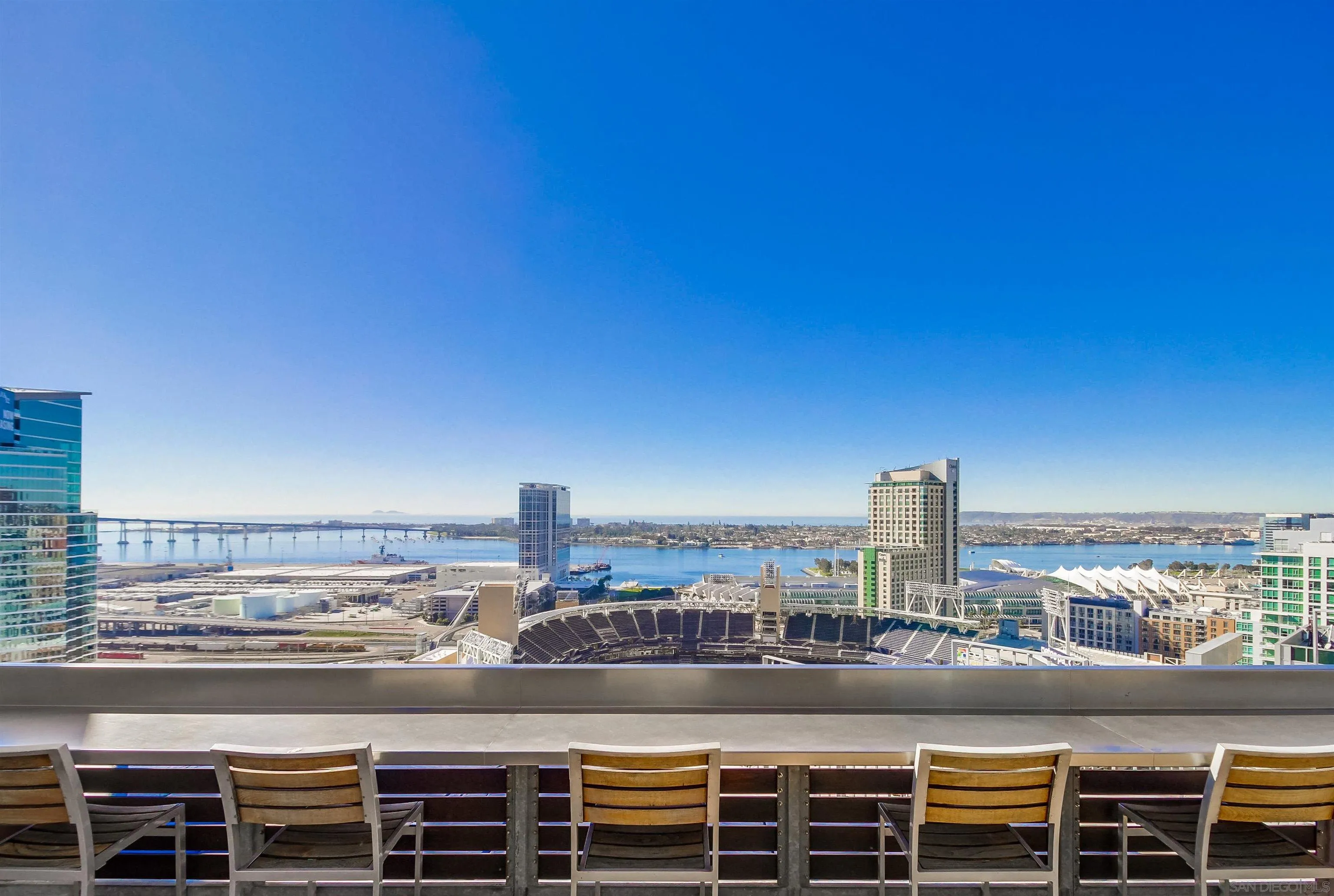 350 11th Avenue # 420